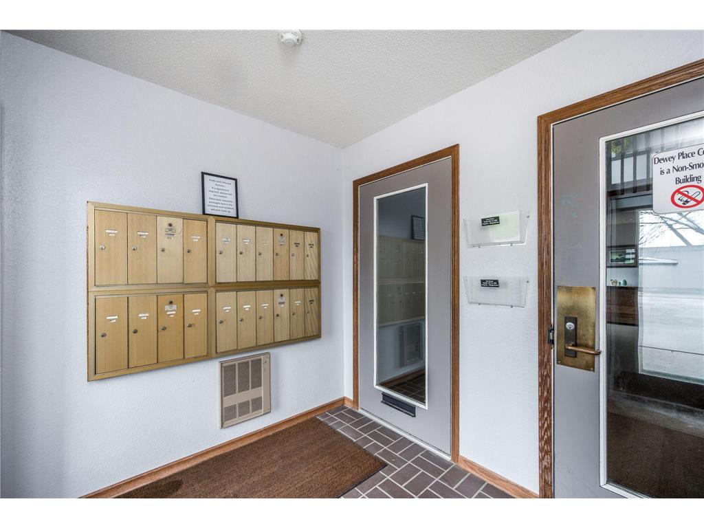 232 S Dewey Street #102 Fairmont MN 56031 7056807 image28
