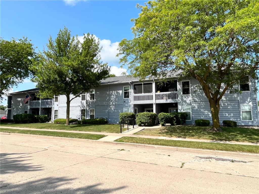 232 S Dewey Street, Fairmont, MN, 56031 MLS 6403183 Edina Realty
