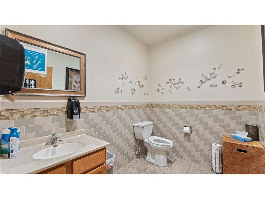 2320 Highway 12 E Willmar MN 56201 6782459 image23