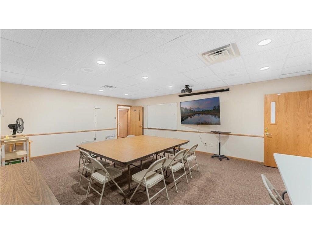 2320 Highway 12 E Willmar MN 56201 6782459 image37