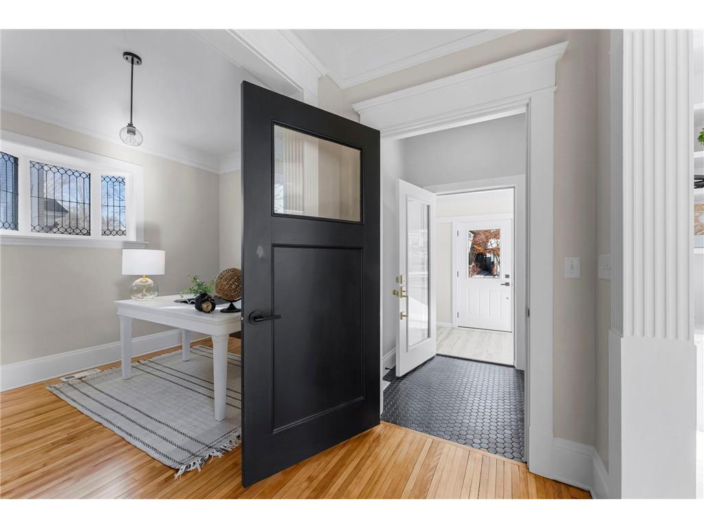 2320 Humboldt Avenue S Minneapolis MN 55405 7081518 image10