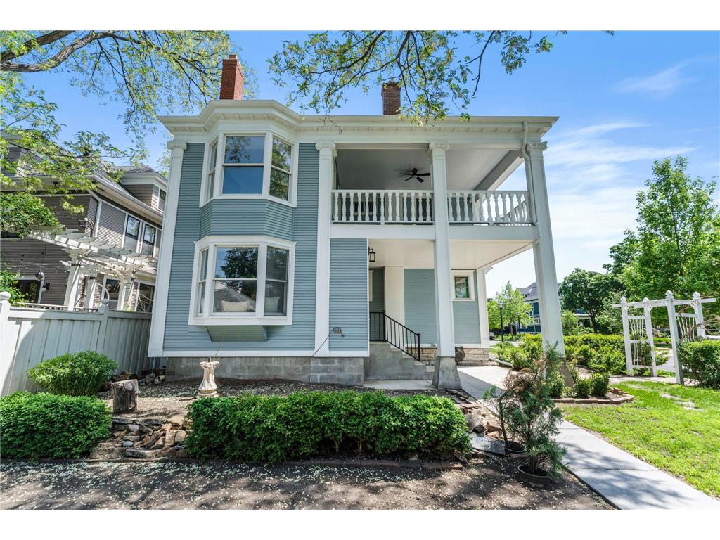 2320 Humboldt Avenue S Minneapolis MN 55405 7081518 image105