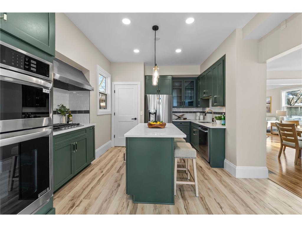 2320 Humboldt Avenue S Minneapolis MN 55405 7081518 image38