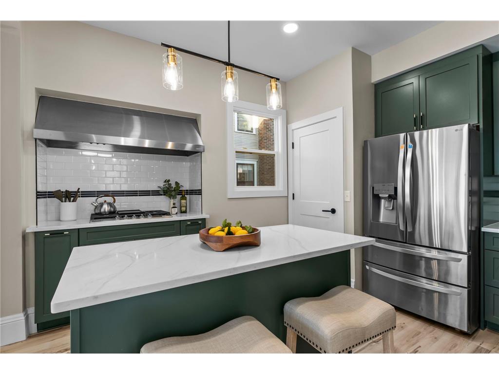 2320 Humboldt Avenue S Minneapolis MN 55405 7081518 image39