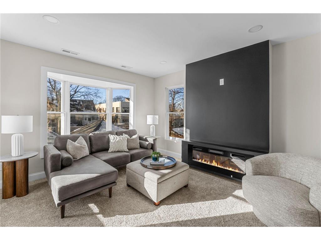 2320 Humboldt Avenue S Minneapolis MN 55405 7081518 image66