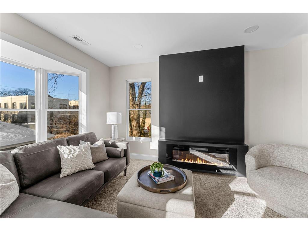 2320 Humboldt Avenue S Minneapolis MN 55405 7081518 image67