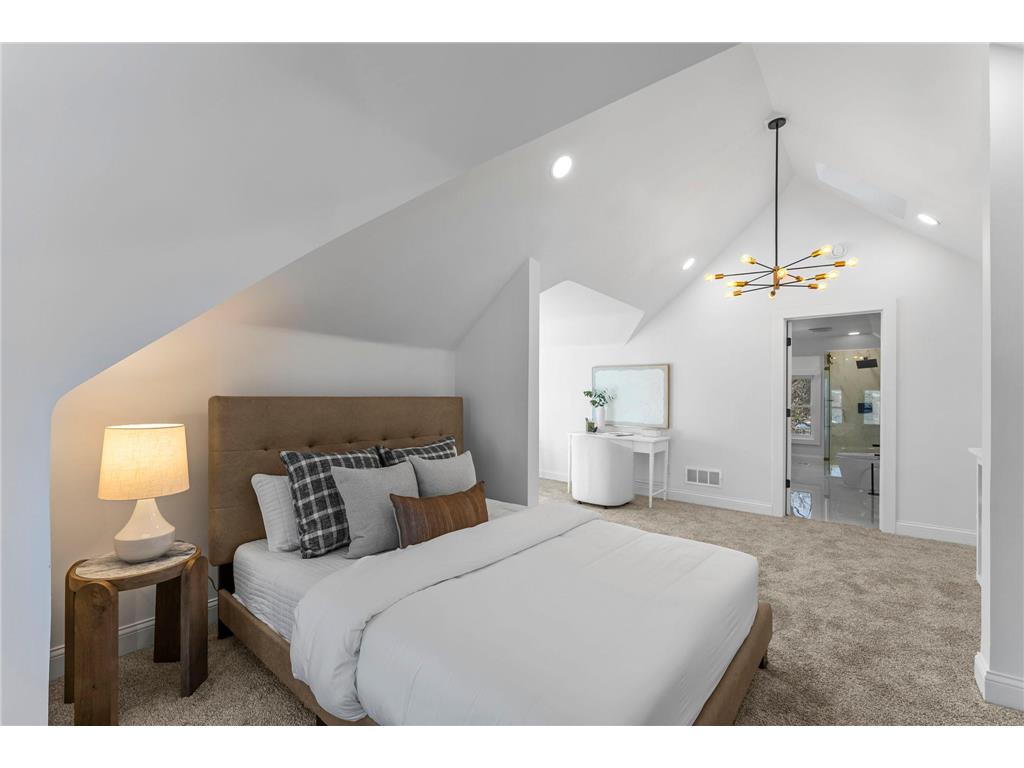 2320 Humboldt Avenue S Minneapolis MN 55405 7081518 image78
