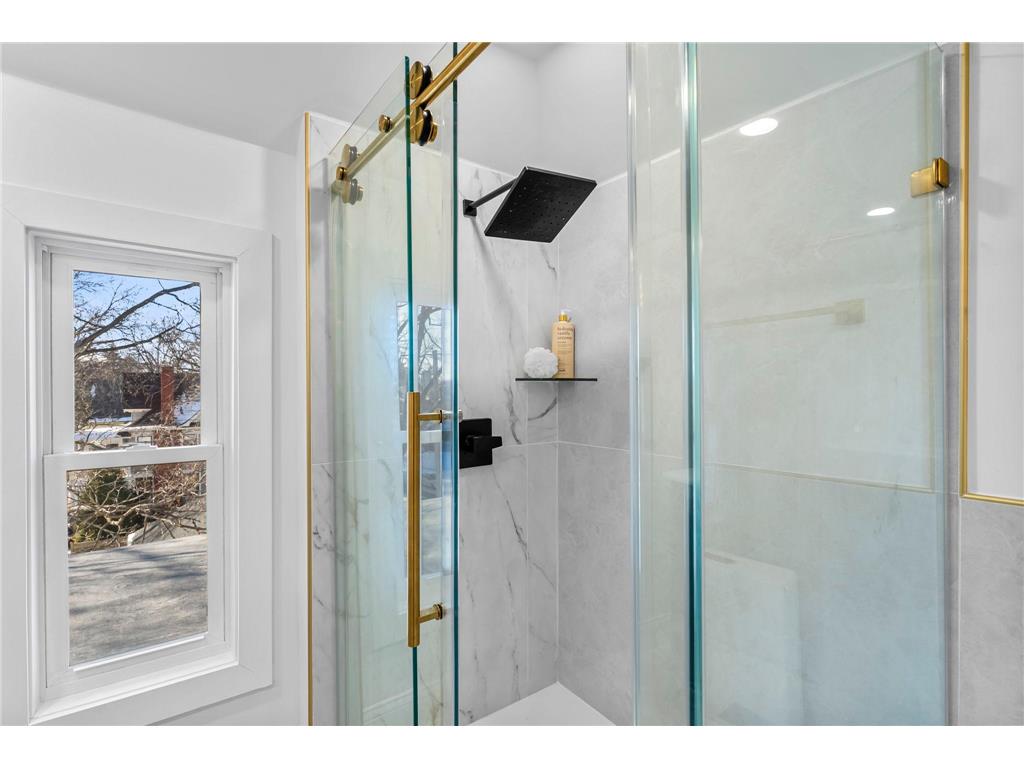 2320 Humboldt Avenue S Minneapolis MN 55405 7081518 image85