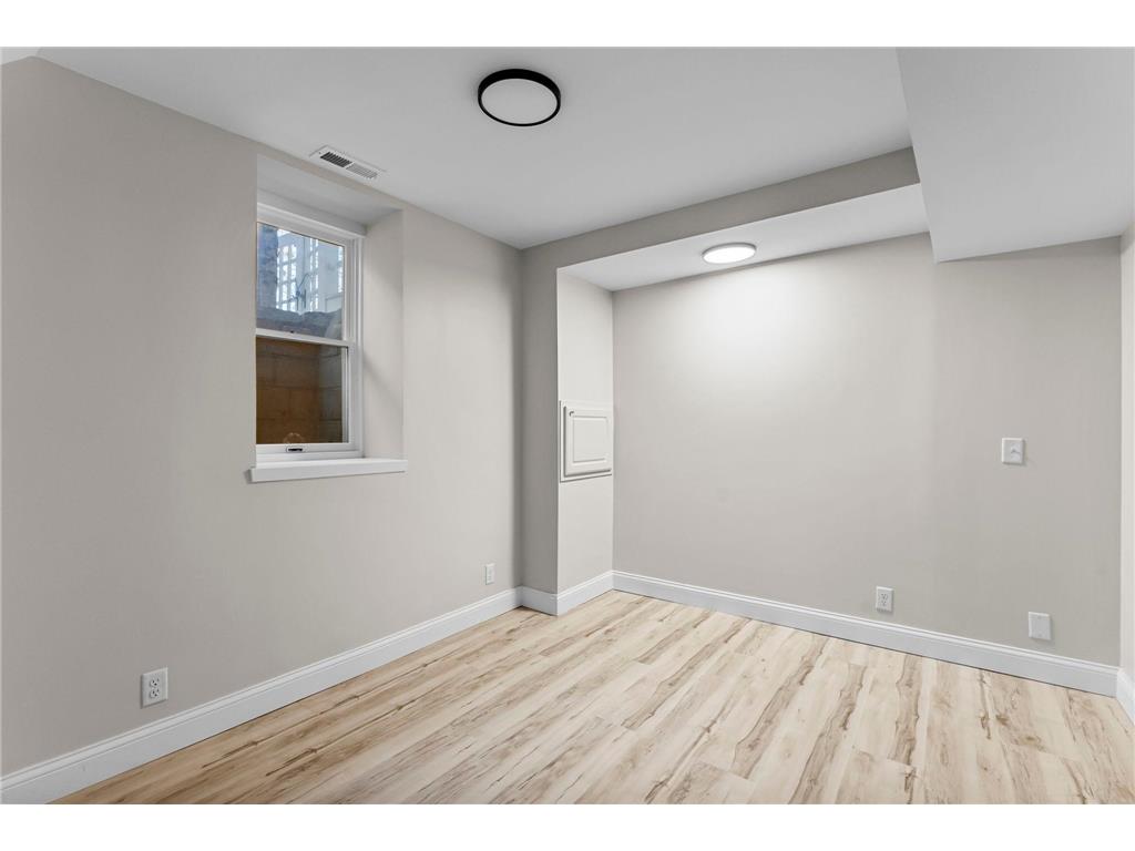 2320 Humboldt Avenue S Minneapolis MN 55405 7081518 image89