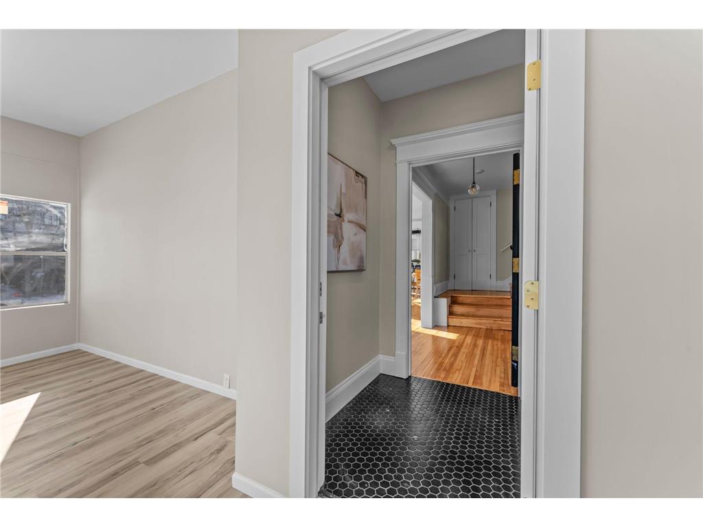 2320 Humboldt Avenue S Minneapolis MN 55405 7081518 image9
