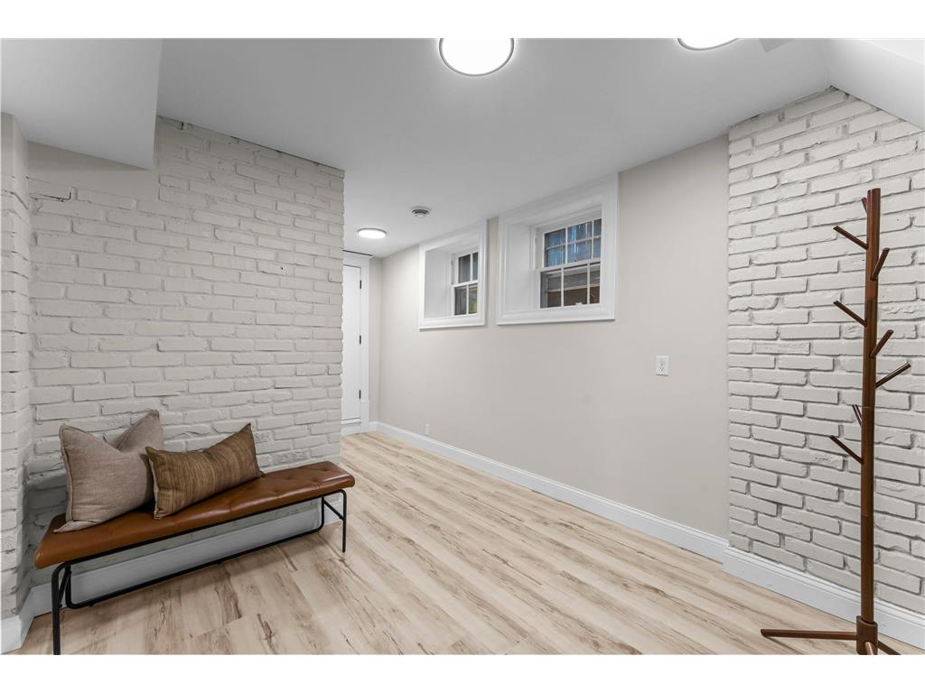 2320 Humboldt Avenue S Minneapolis MN 55405 7081518 image97
