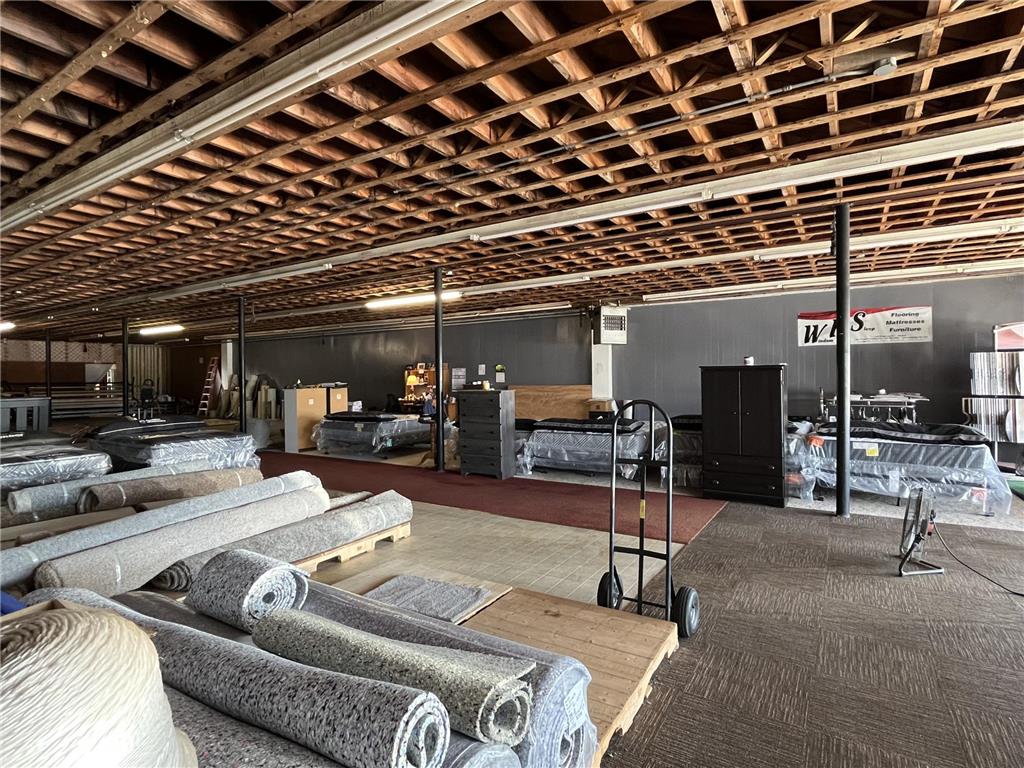 2320 Hwy 60 Windom MN 56101 6742735 image3