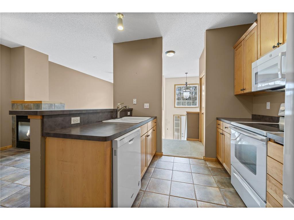 2320 Lower Afton Road E #423 Maplewood MN 55119 7082935 image14