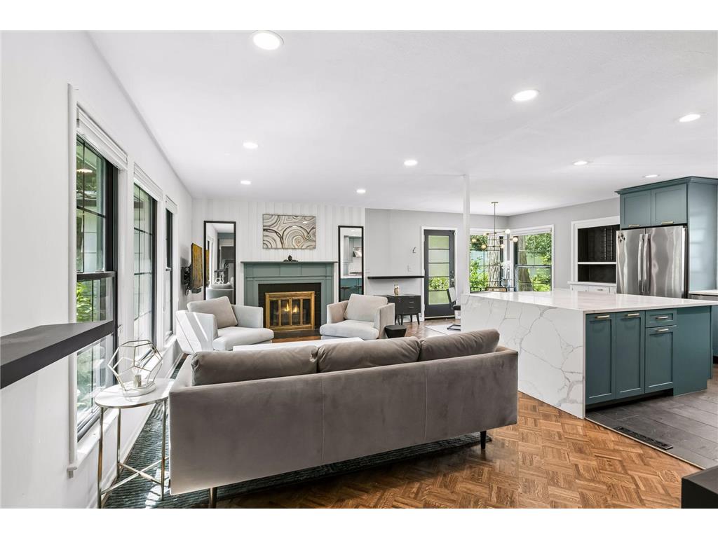 2320 Parklands Road Saint Louis Park MN 55416 7108111 image3