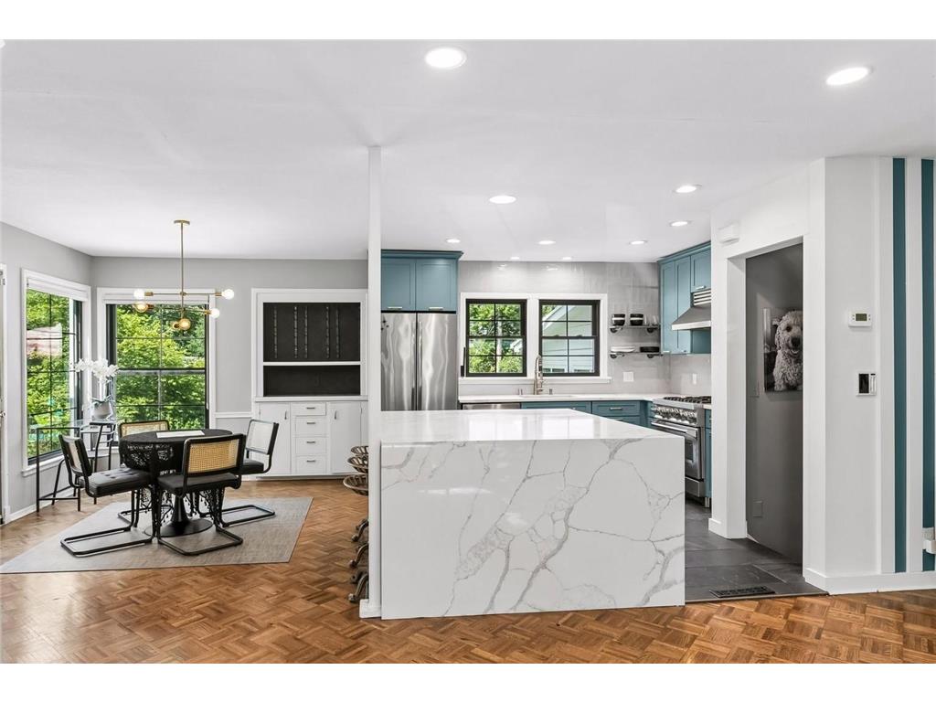 2320 Parklands Road Saint Louis Park MN 55416 7108111 image4