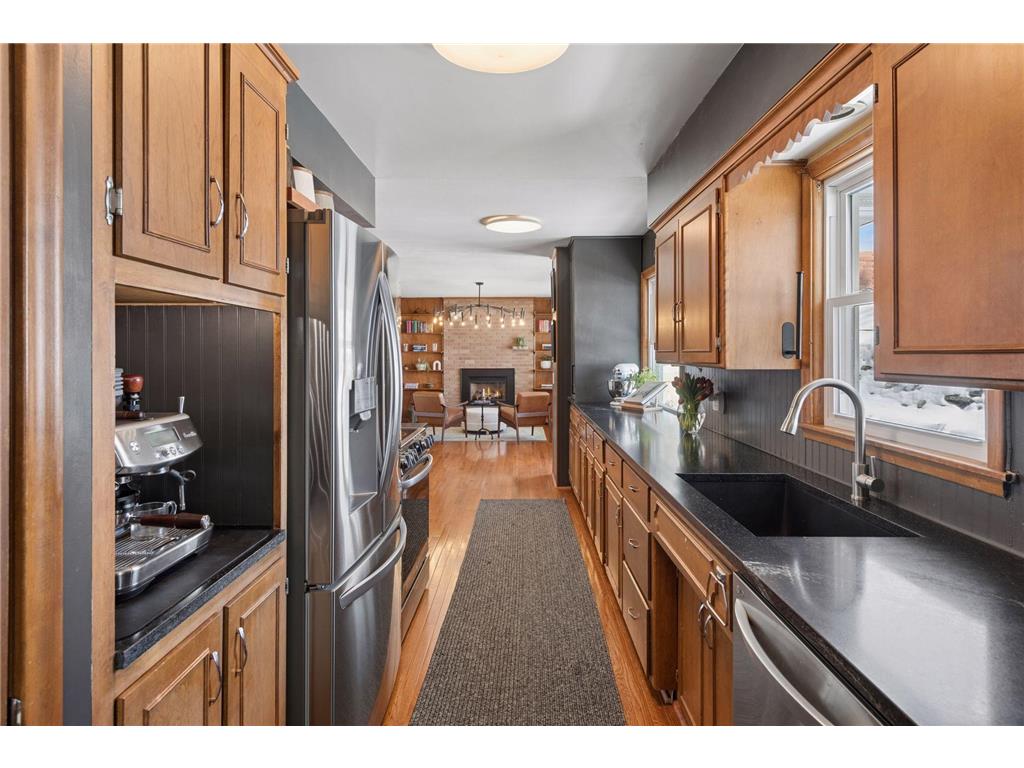 2320 Valders Avenue N Golden Valley MN 55427 7037453 image18