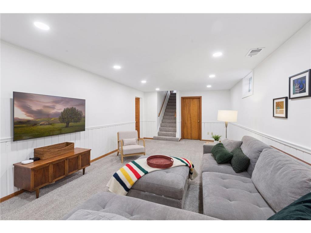 2320 Valders Avenue N Golden Valley MN 55427 7037453 image30