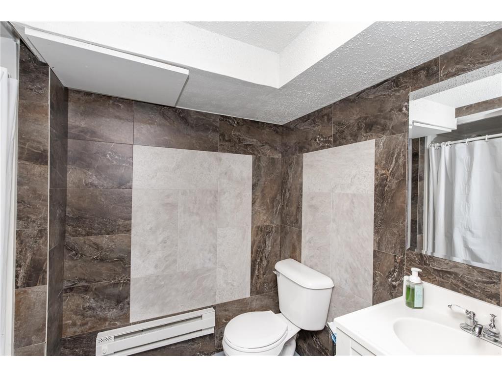 2321 Country Club Parkway Moorhead MN 56560 7113380 image37