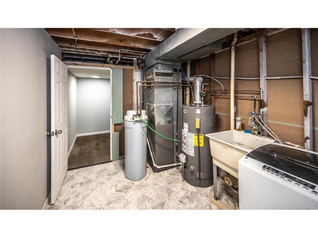 2321 Pond Avenue E Maplewood MN 55119 7006907 image23