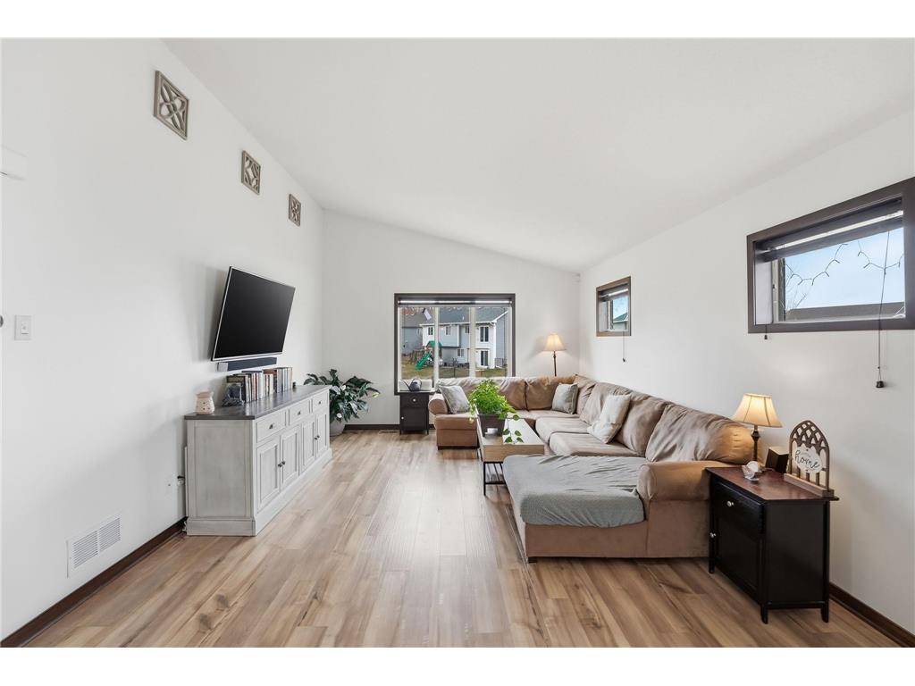 23212 Underclift Street NW Saint Francis MN 55070 7038071 image4