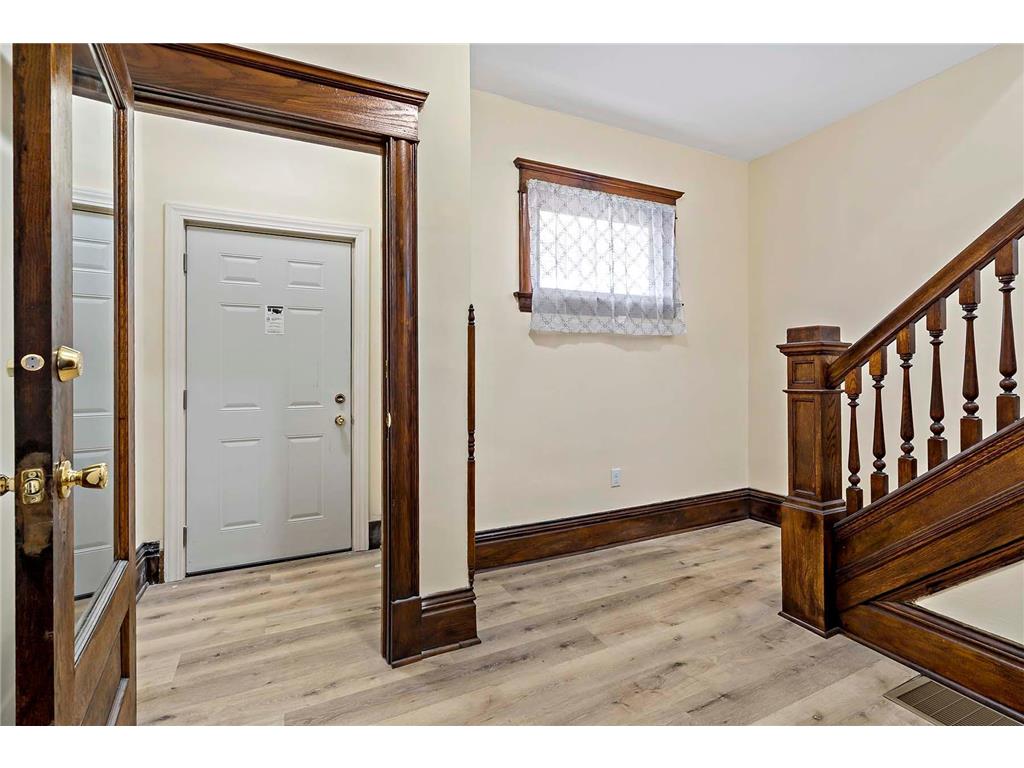 2322 Bryant Avenue N Minneapolis MN 55411 6825224 image6