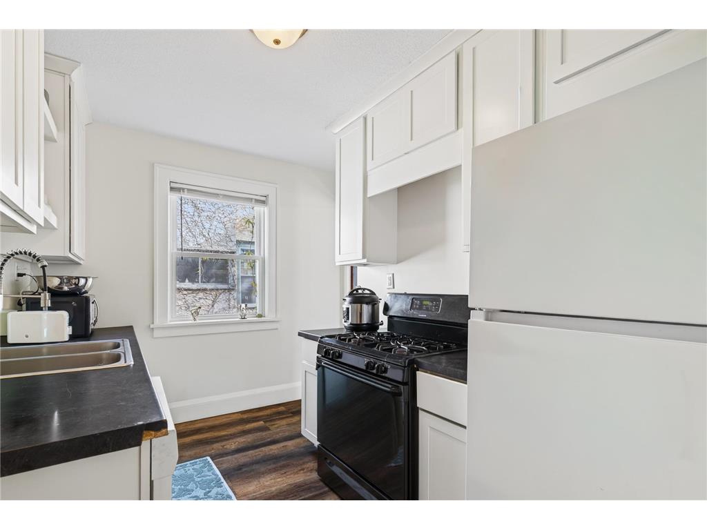 2322 Garfield Avenue Minneapolis MN 55405 7062574 image12