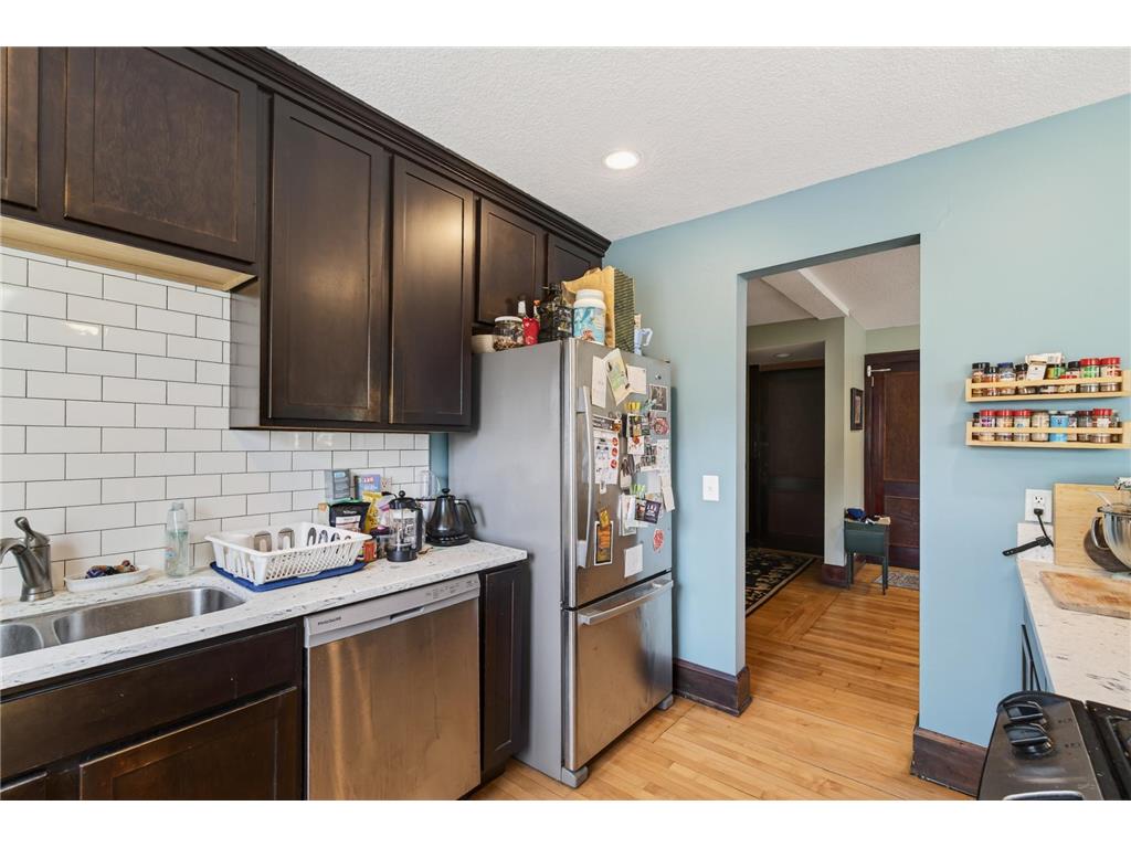 2322 Garfield Avenue Minneapolis MN 55405 7062574 image25