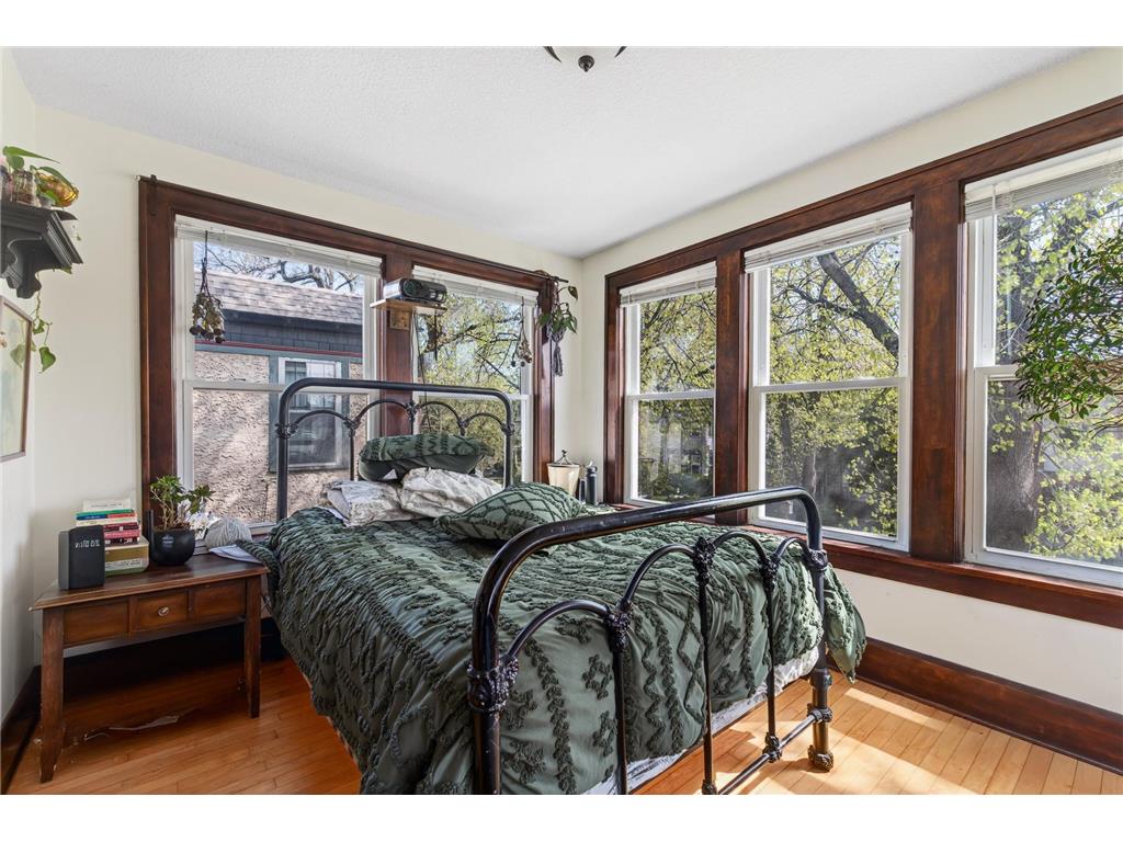 2322 Garfield Avenue Minneapolis MN 55405 7062574 image35