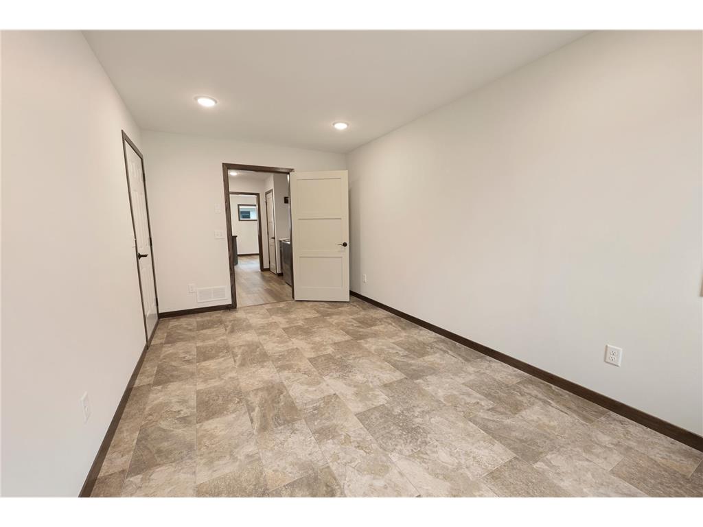 2323 40th Avenue S Saint Cloud MN 56301 7065721 image20