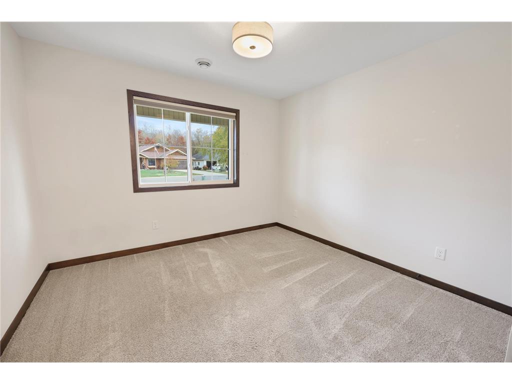 2323 40th Avenue S Saint Cloud MN 56301 7065721 image4