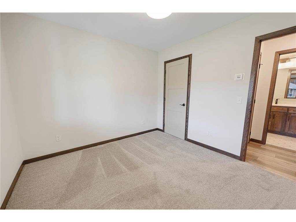 2323 40th Avenue S Saint Cloud MN 56301 7065721 image5