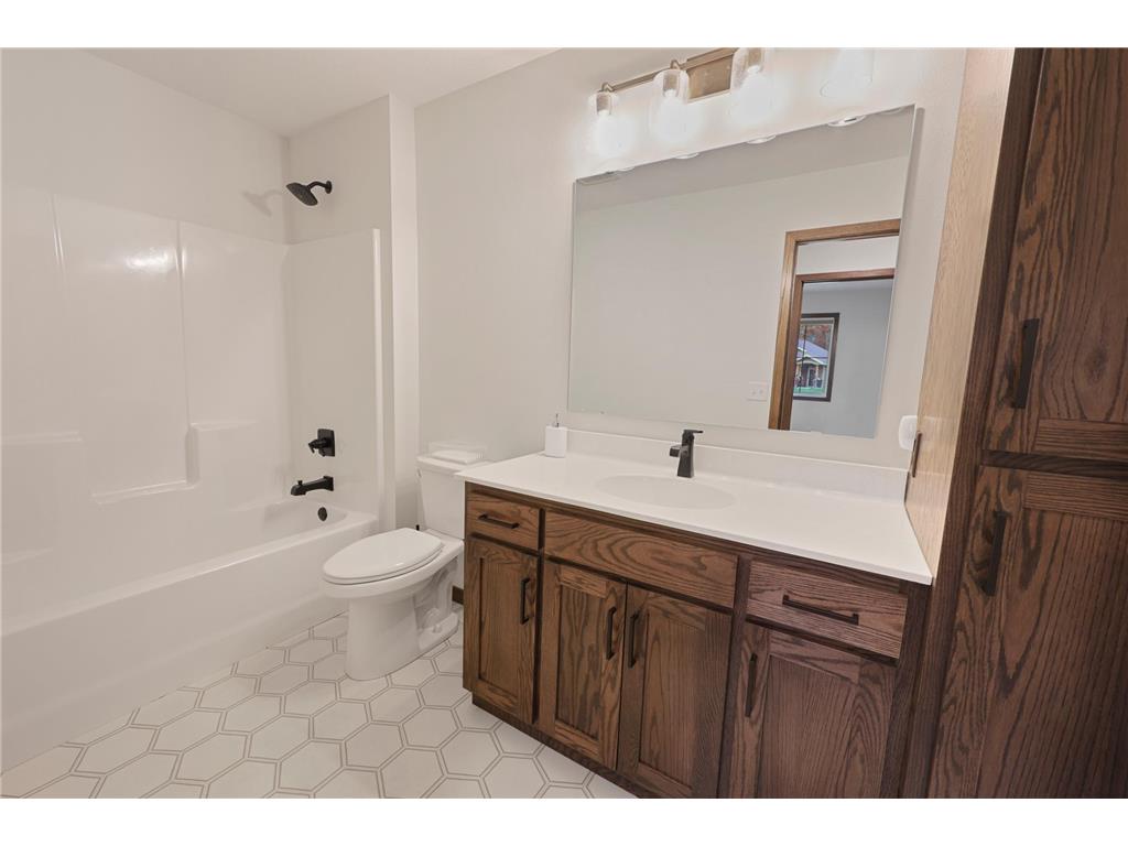 2323 40th Avenue S Saint Cloud MN 56301 7065721 image8