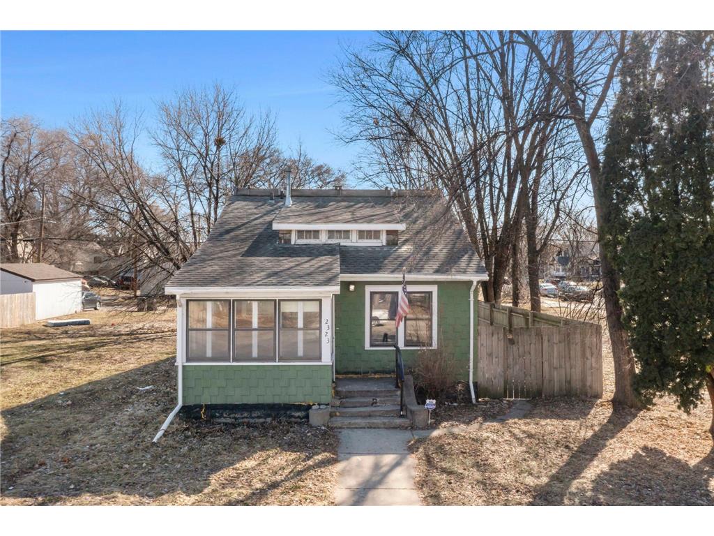 2323 Golden Valley Road Minneapolis MN 55411 7033718 image1