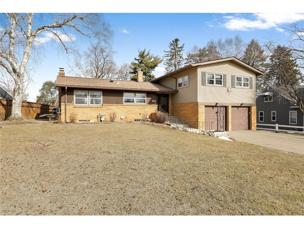 2324 Isalona Lane South Saint Paul MN 55075 6659583 image1