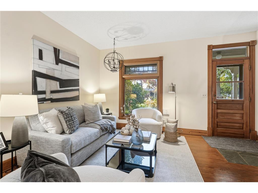 2324 Milwaukee Avenue #2324 Minneapolis MN 55404 6821365 image1