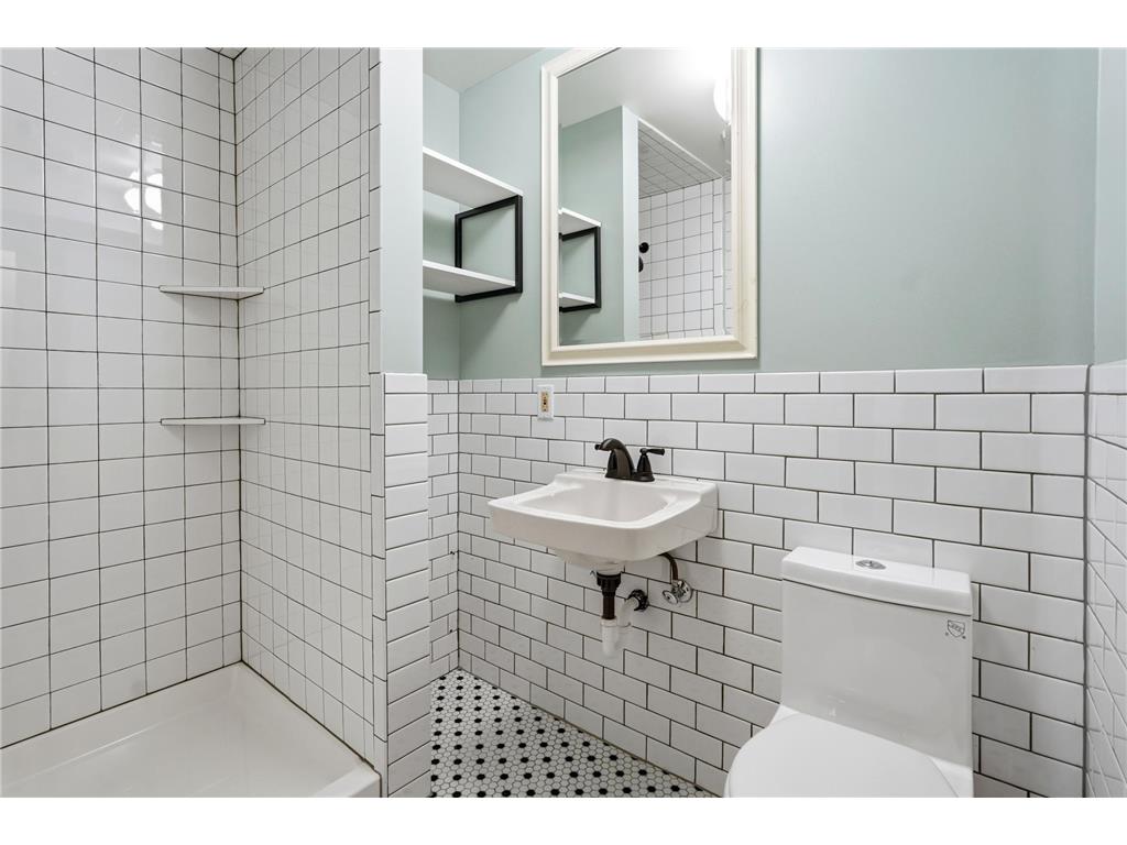 2324 Milwaukee Avenue #2324 Minneapolis MN 55404 6821365 image36