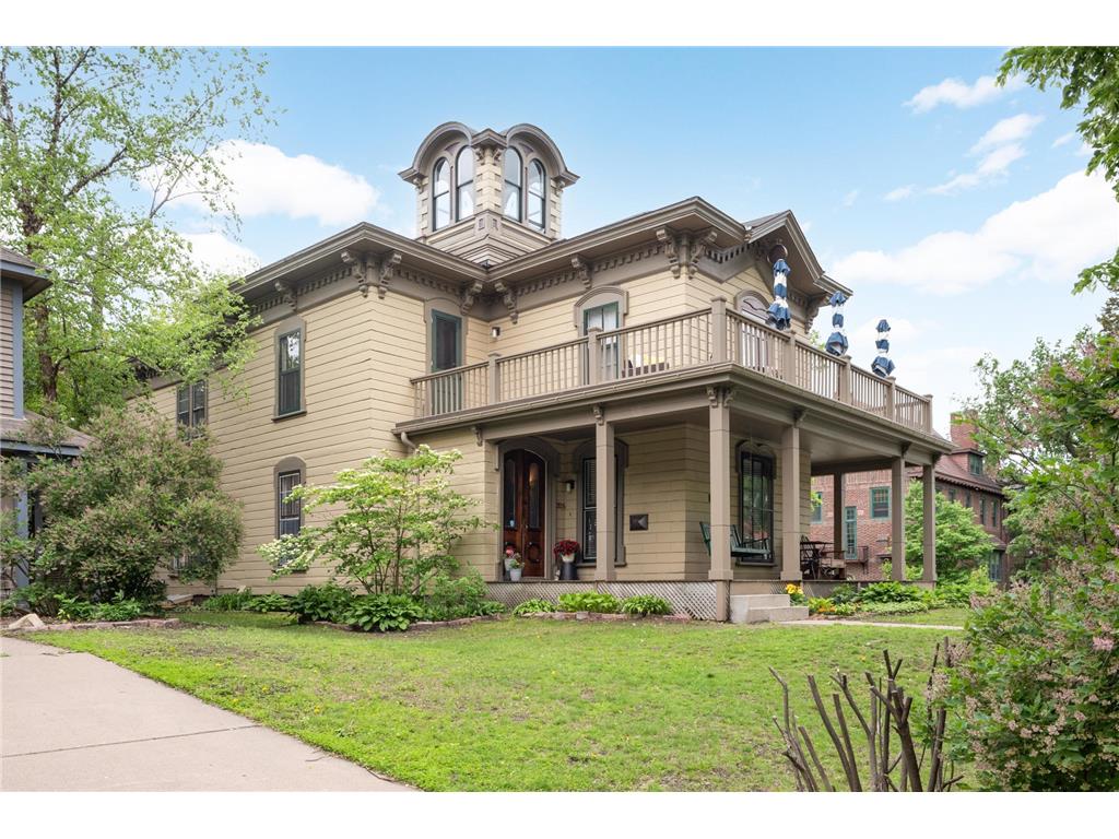 2325 Pillsbury Avenue S Minneapolis MN 55404 6380189 image1