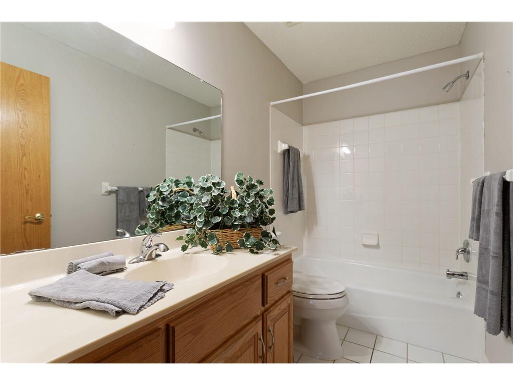 2325 Wight Bay Brooklyn Park MN 55443 7082204 image19