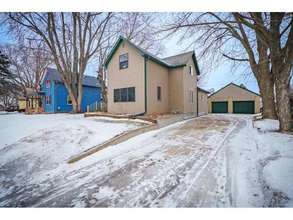 23250 Northfield Boulevard Hampton MN 55031 7009219 image1