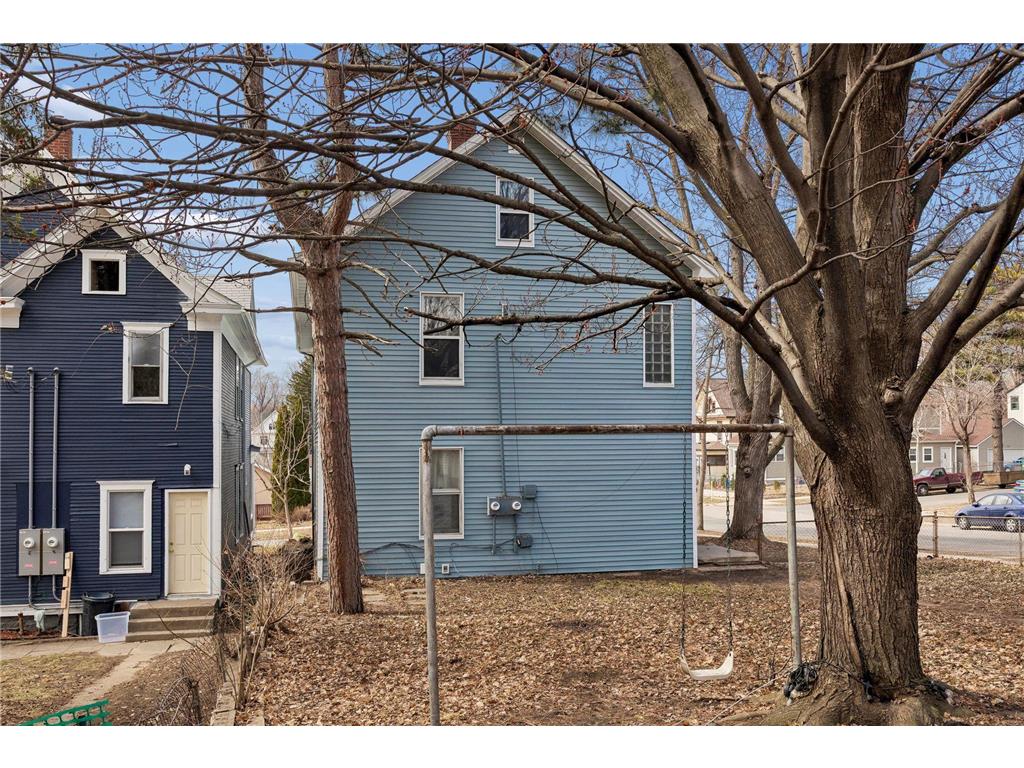 2326 Bryant Avenue N Minneapolis MN 55411 7064193 image36