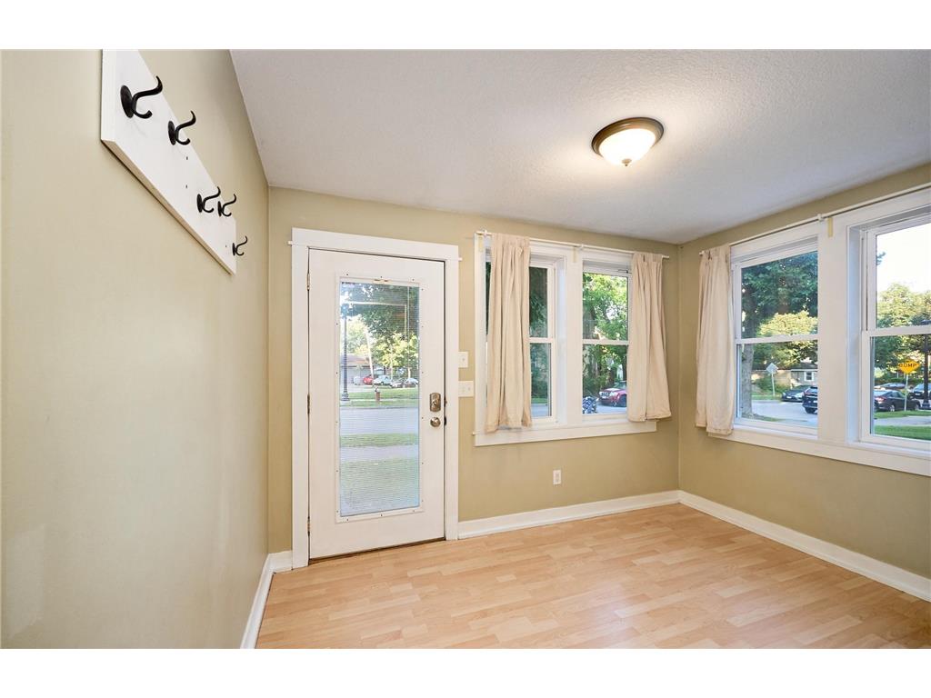 2327 Cole Avenue SE #A Minneapolis MN 55414 7025838 image2