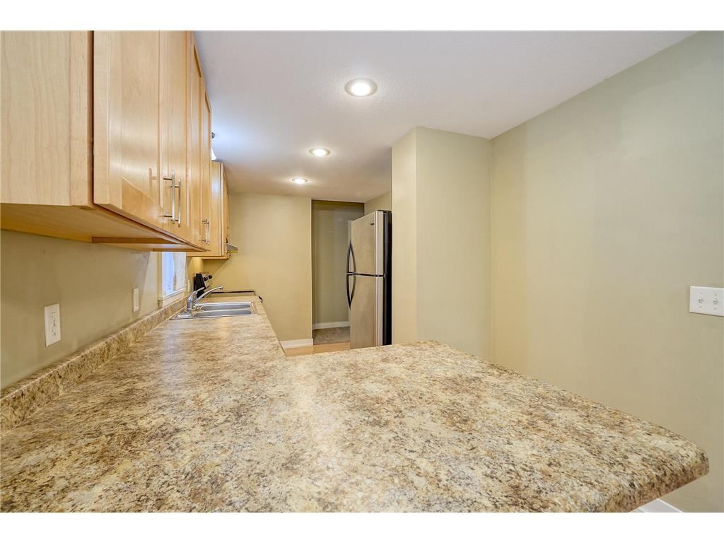 2327 Cole Avenue SE #A Minneapolis MN 55414 7025838 image6