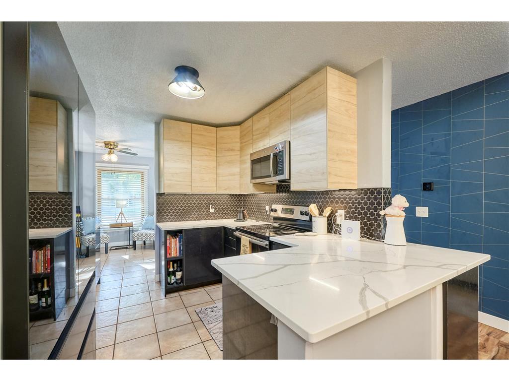 2327 Grange Avenue N Oakdale MN 55128 7112070 image11