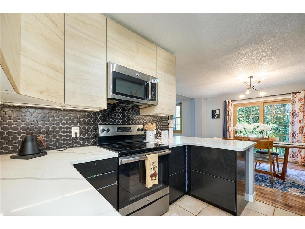 2327 Grange Avenue N Oakdale MN 55128 7112070 image9