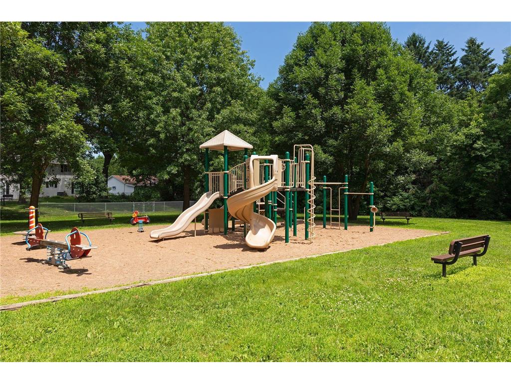 2327 Hidden Valley Lane Stillwater MN 55082 7068873 image24