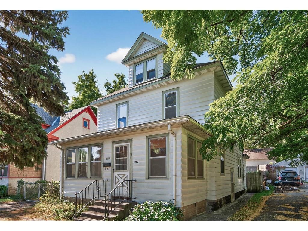 2327 Irving Avenue N Minneapolis MN 55411 6808864 image1