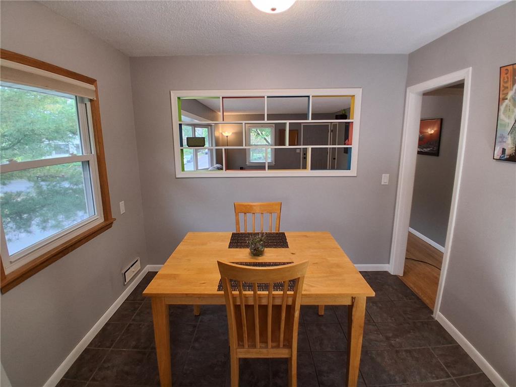 2327 Laurel Avenue W Minneapolis MN 55405 7058036 image11