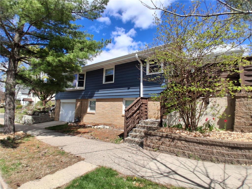 2327 Laurel Avenue W Minneapolis MN 55405 7058036 image2