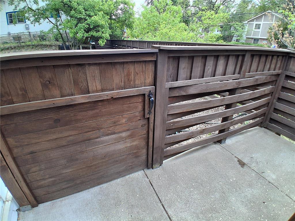 2327 Laurel Avenue W Minneapolis MN 55405 7058036 image28