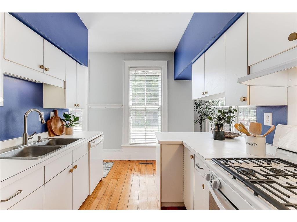 2327 Pillsbury Avenue S Minneapolis MN 55404 6443809 image1